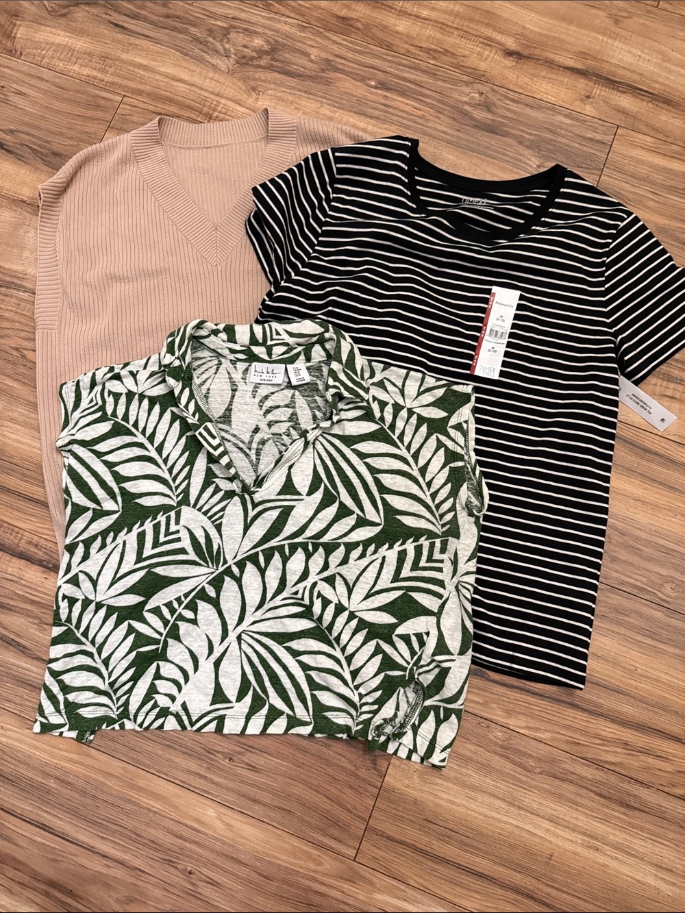 Bundle of 3 Tees